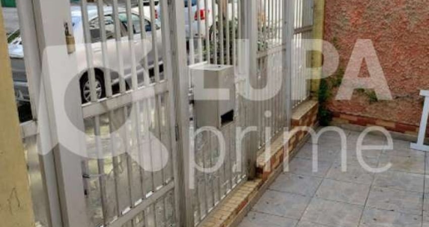 Sobrado comercial com 250 metros para locação em Santa Teresinha