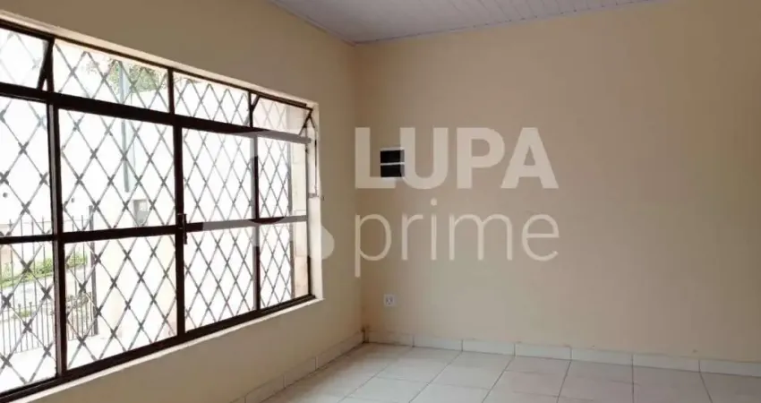 Casa térrea com 2 dormitórios  á venda em Jardim São Paulo