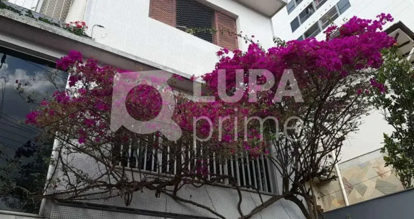Casa com 4 quartos à venda na Rua Zulmira, 75, Vila Paiva, São Paulo