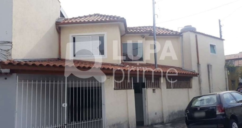 Sobrado com 2 dormitórios à venda na Vila Vitório Mazzei!