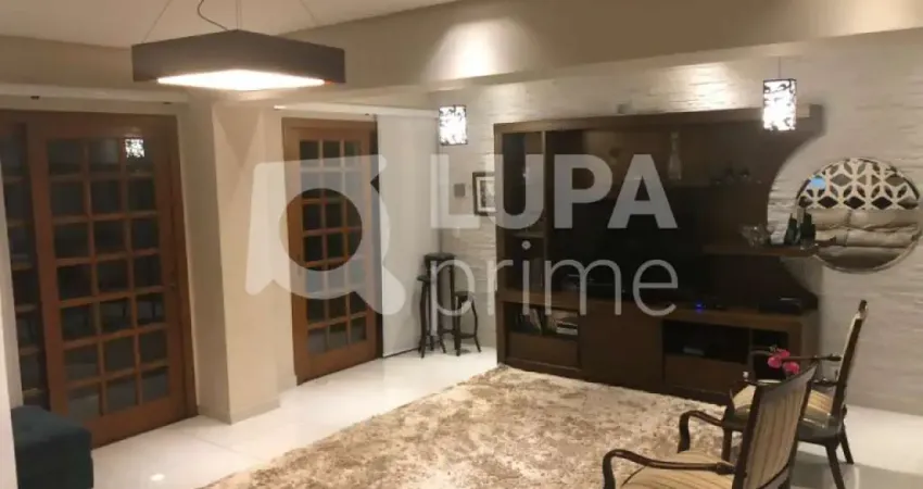Casa em condomínio fechado com 4 quartos à venda na Rua Maestro Bortolucci, 131, Vila Albertina, São Paulo