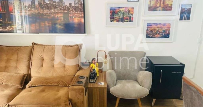Apartamento com 2 dormitórios para locação no Jardim São Paulo