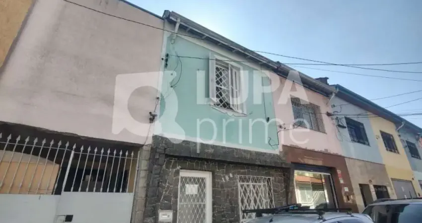 Sobrado com 2 dormitórios á venda em Santana.