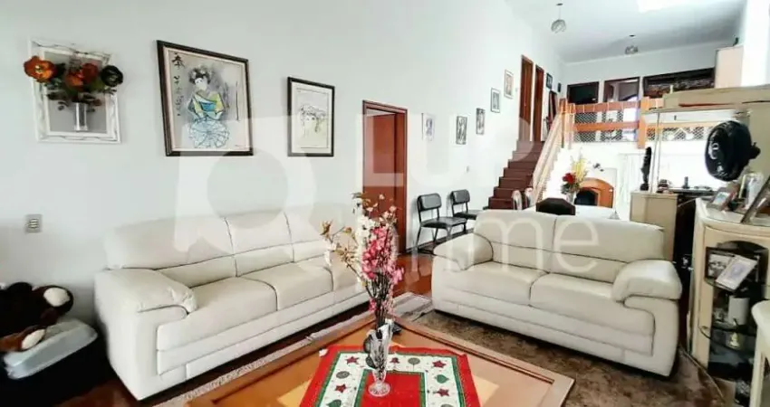 Sobrado com 3 dormitórios sendo 1 suíte à venda no Imirim