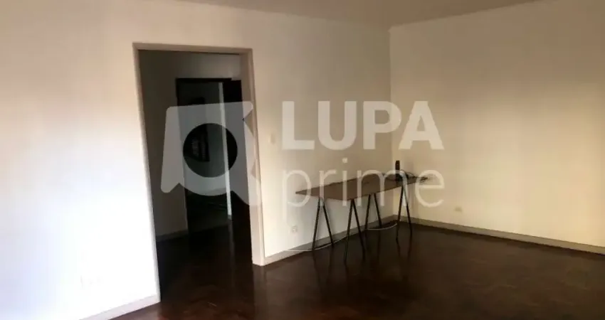 Apartamento com 3 dormitórios à venda na Consolação