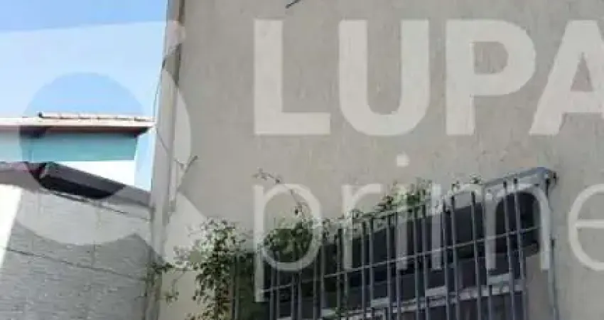SOBRADO 4 DORMITÓRIOS (3 SUÍTES) Á VENDA NA VILA BELA VISTA