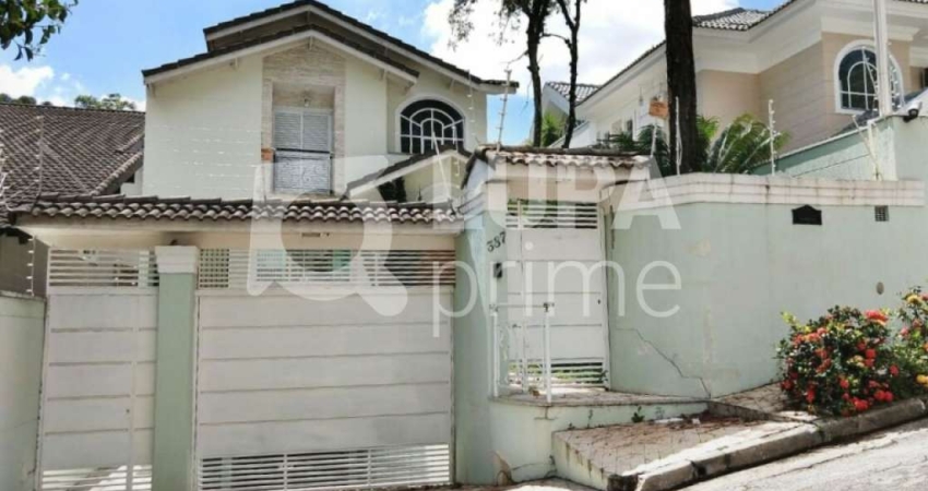 Casa à venda_ Vila Albertina-4 dormitórios-4 suítes ,  salas,  7 banheiros,  8 vagas    418 m²