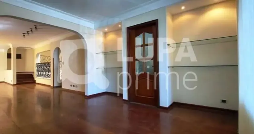 Casa com 4 quartos à venda na Rua Henrique Peres, 169, Mooca, São Paulo