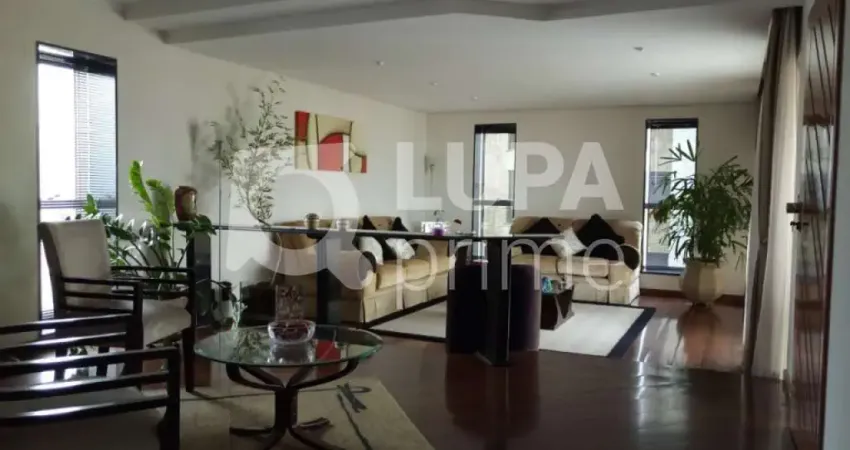 Apartamento com 4 quartos, (3 suítes), 4 vagas, depósito, com 254 m² a venda em Santana
