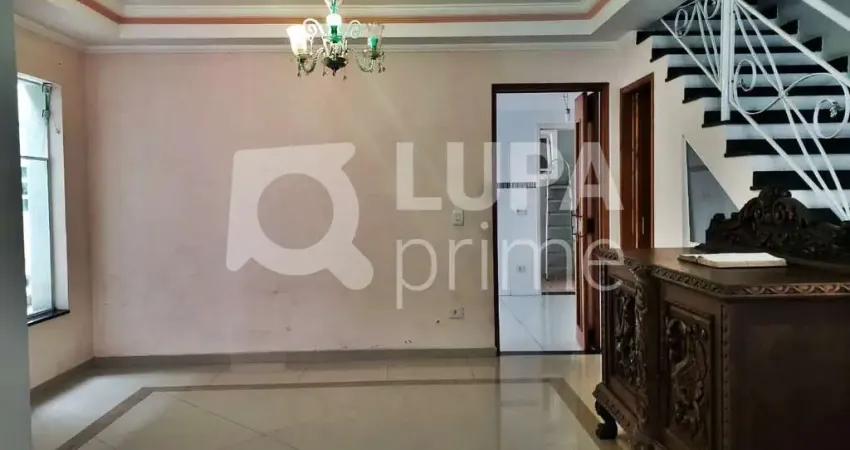 SOBRADO COM 4 QUARTOS SENDO 2 SUÍTES E 3 VAGAS PARA VENDA, MANDAQUI, SÃO PAULO