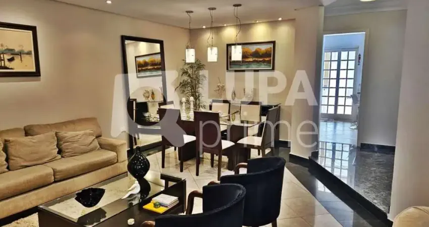 CASA COM 3 QUARTOS E 5 VAGAS DE GARAGEM À VENDA NO JARDIM GUANÇA