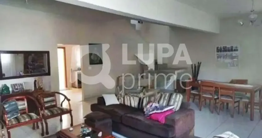 Sobrado com  3 dormitórios à venda  na Vila Isolina Mazzei