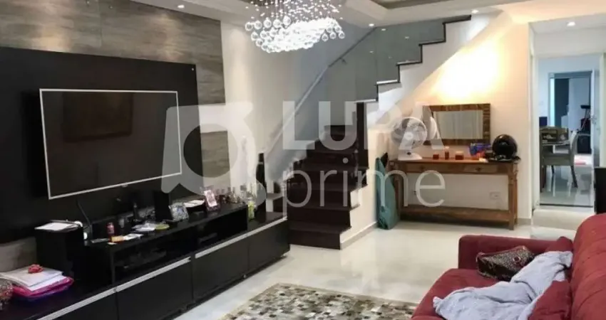 Casa com 3 quartos à venda na Rua Góis de Araújo, 120, Parada Inglesa, São Paulo