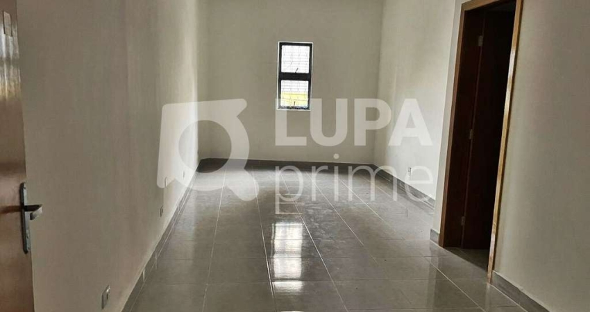 Sala comercial para alugar na Rua Voluntários da Pátria, 2172, Santana, São Paulo