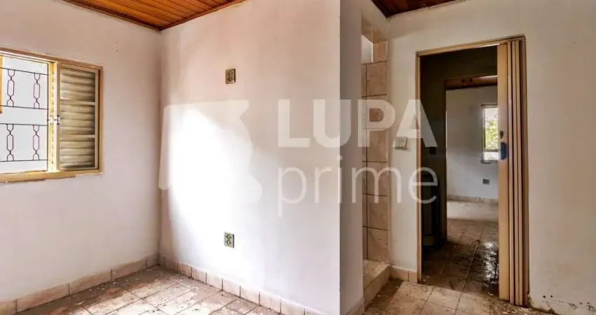 Casa comercial com 1 sala para alugar na Rua Salete, 77, Santana, São Paulo