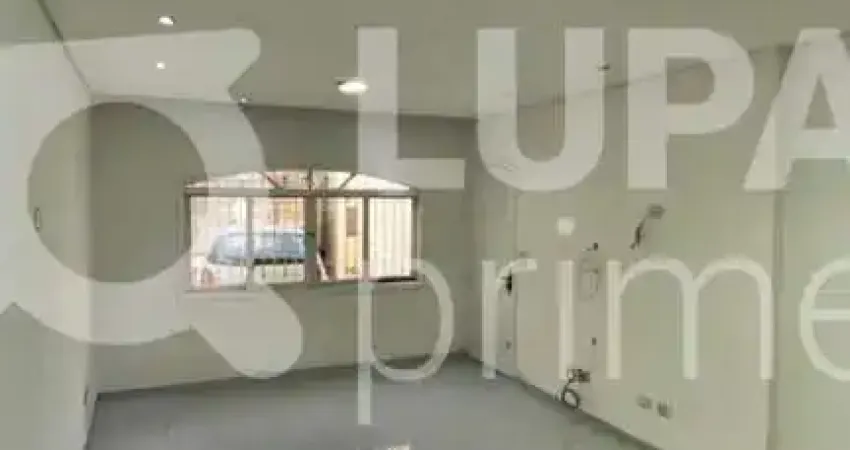 CASA COM 3 QUARTOS E 3 VAGAS DE GARAGEM À VENDA NO PARQUE CASA DA PEDRA