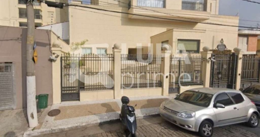 Apartamento com 3 dormitórios sendo suítes á venda em Santana