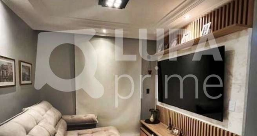 APARTAMENTO COM 3 QUARTOS E 2 VAGAS DE GARAGEM À VENDA NA VILA ISOLINA MAZZEI