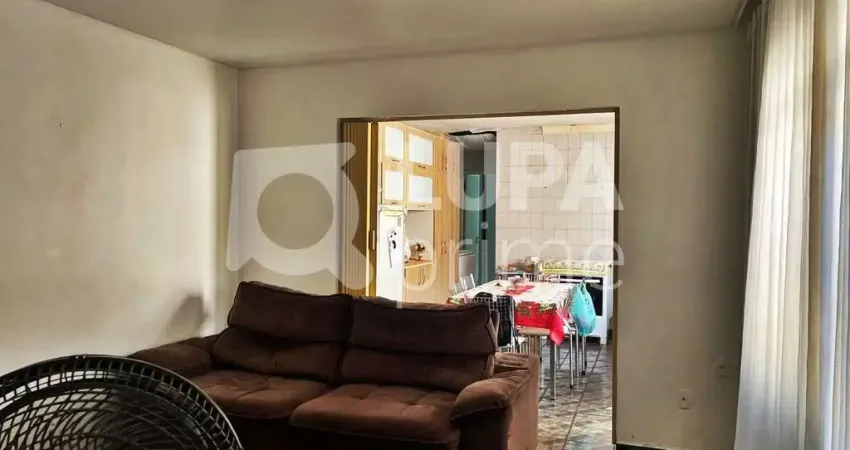 CASA COM 2 QUARTOS E 2 VAGAS DE GARAGEM À VENDA NA VILA MARIA ALTA