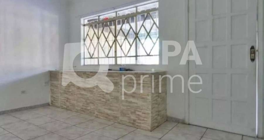 CASA COM 2 QUARTOS E 1 VAGA DE GARAGEM À VENDA NA VILA CONSTANÇA