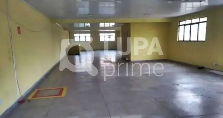 GALPÃO COMERCIAL COM 745M² DE ÁREA CONSTRUÍDA À VENDA NA CASA VERDE ALTA