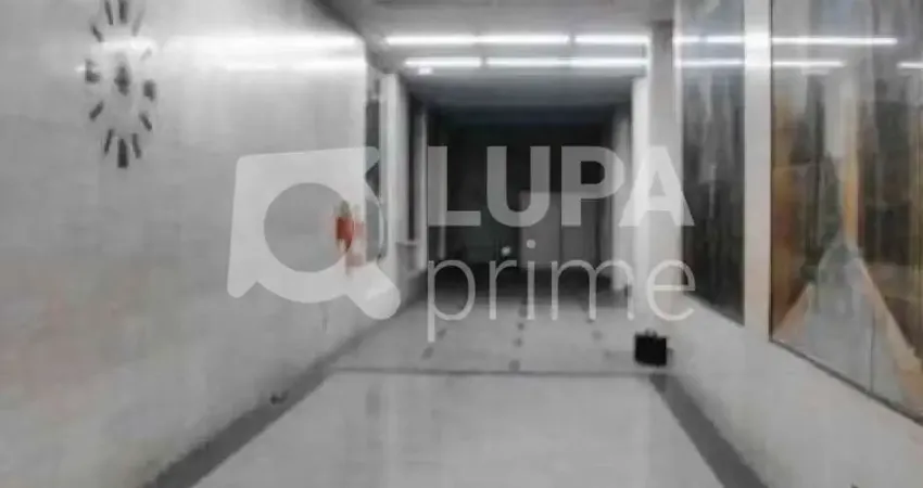 PRÉDIO COMERCIAL COM 854M² DE ÁREA CONSTRUÍDA À VENDA NA REPÚBLICA