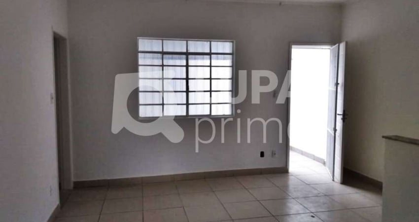 Casa com 2 quartos para alugar na Rua Chico Pontes, 1793, Vila Guilherme, São Paulo