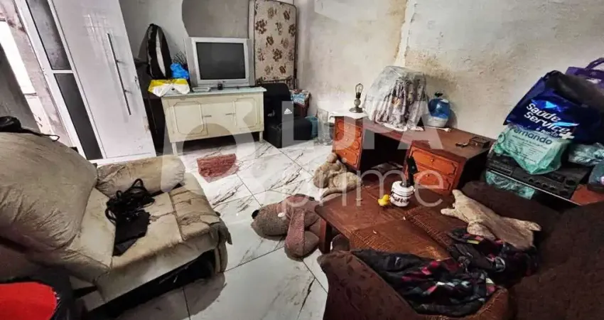 CASA COM 1 QUARTO E 2 VAGAS DE GARAGEM À VENDA NO PARQUE CASA DA PEDRA