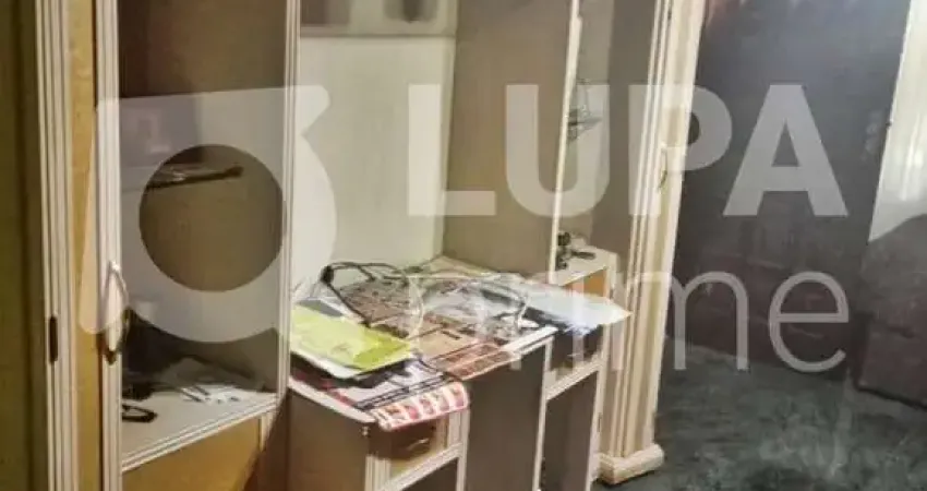 CASA COM 3 QUARTOS E 2 VAGAS DE GARAGEM À VENDA NA VILA MARIA ALTA