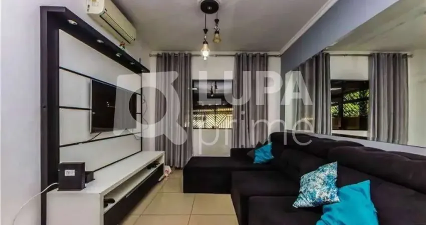 CASA COM 2 QUARTOS E 3 VAGAS DE GARAGEM À VENDA NO IMIRIM