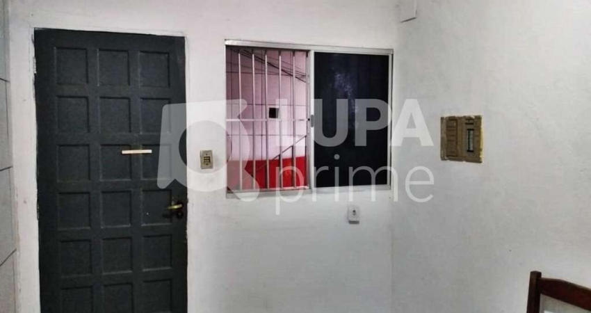 CASA COM 1 QUARTO PARA LOCAÇÃO NA VILA MARIA
