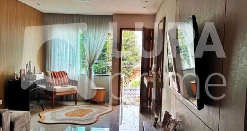 CASA COM 3 QUARTOS E 3 VAGAS DE GARAGEM À VENDA NA VILA MARIA ALTA