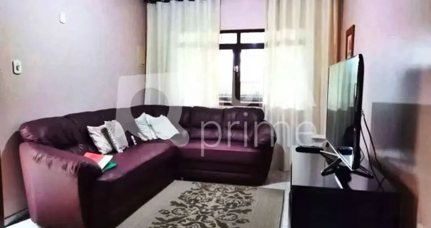CASA COM 2 QUARTOS E 2 VAGAS DE GARAGEM À VENDA EM GUARULHOS