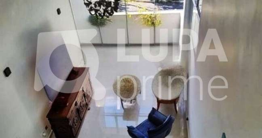 CASA COM 4 QUARTOS E 3 VAGAS DE GARAGEM PARA LOCAÇÃO NO TREMEMBÉ
