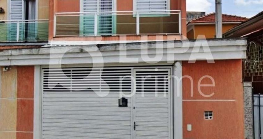 CASA COM 3 QUARTOS E 2 VAGAS DE GARAGEM À VENDA NO CARANDIRU