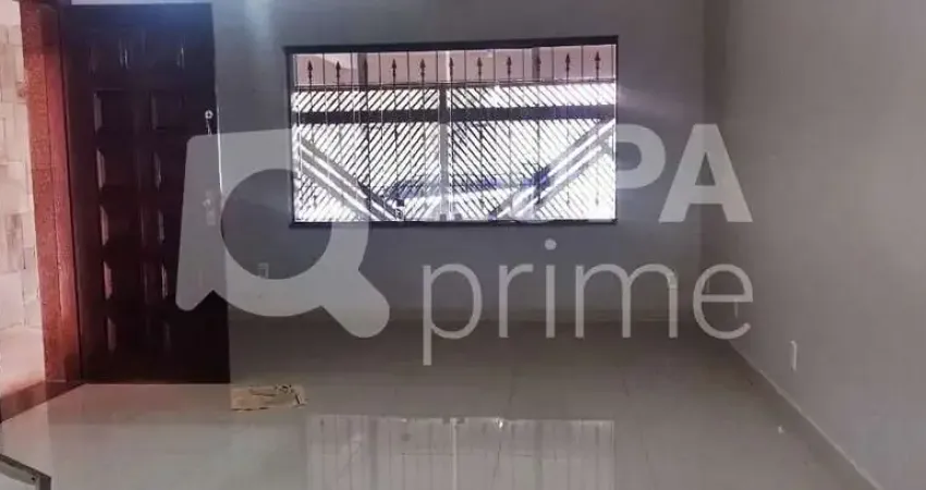 CASA COM 3 QUARTOS E 2 VAGAS DE GARAGEM À VENDA NO JARDIM GUANÇA