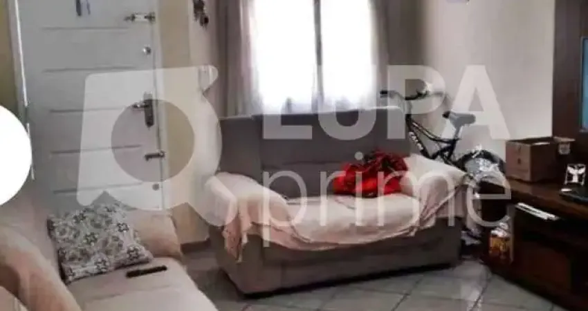 CASA COM 3 QUARTOS E 2 VAGAS DE GARAGEM À VENDA NA VILA GUILHERME