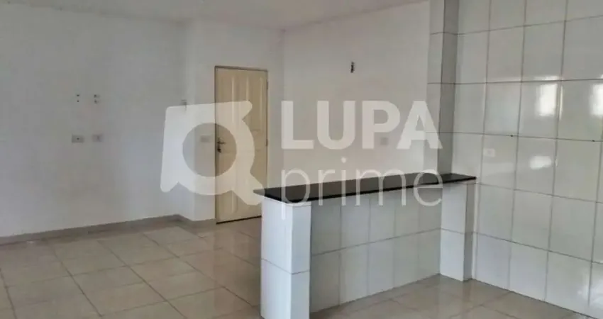 CASA COM 2 QUARTOS E 1 VAGA DE GARAGEM PARA LOCAÇÃO NA VILA MEDEIROS