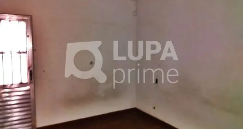 Casa com 3 quartos para alugar na Rua Guaranésia, 387, Vila Maria Baixa, São Paulo