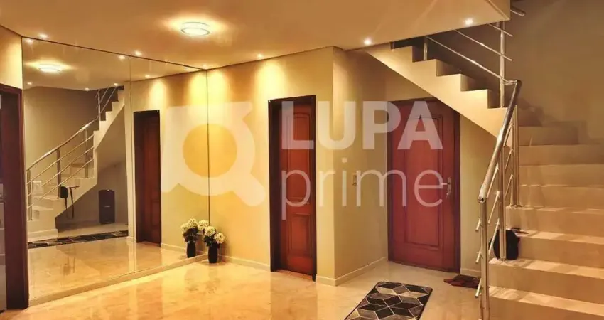 Casa com 4 quartos e 6 vagas de garagem à venda no jardim guapira