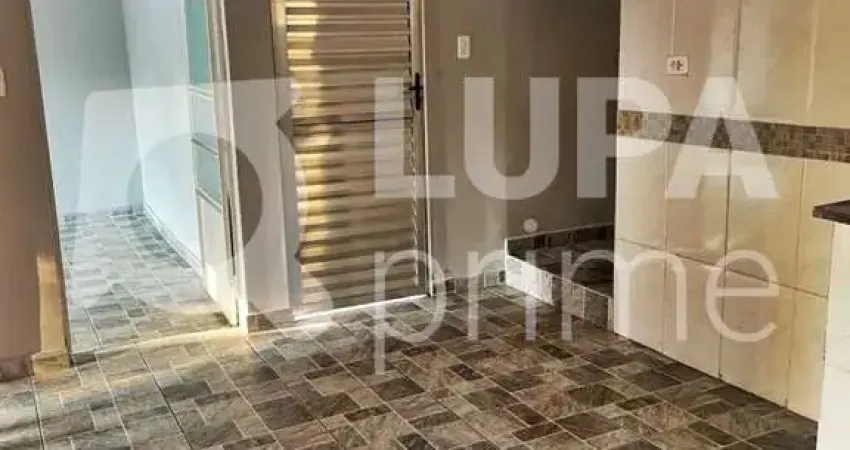 Casa com 3 quartos e 1 vaga de garagem para locação no parque novo mundo