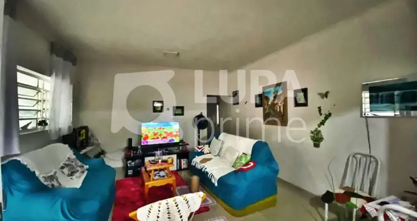 Casa com 3 quartos à venda na Rua João Luís Bozzi, 107, Parque Edu Chaves, São Paulo