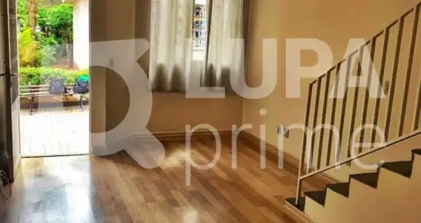 Casa em condomínio fechado com 2 quartos à venda na Rua Simão Pedroso, 162, Vila Ede, São Paulo