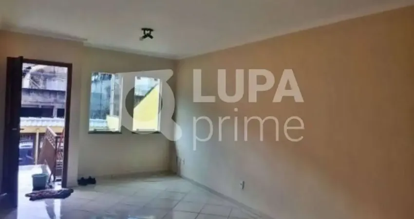 Casa com 3 quartos e 4 vagas de garagem para locação na vila maria alta