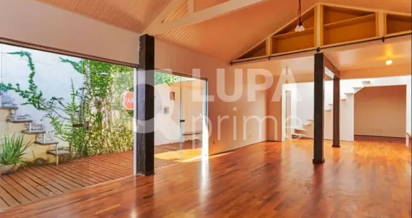 Casa com 2 quartos e 23 vagas de garagem à venda na vila madalena