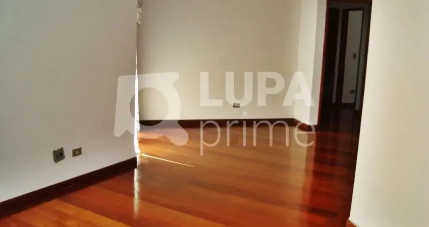 Apartamento com 3 quartos e 3 vagas de garagem para locação na parada inglesa