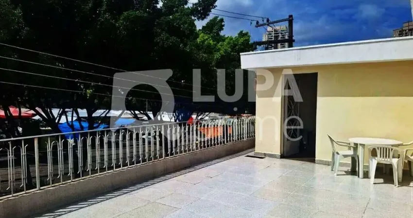 Casa com 3 quartos e 3 vagas de garagem à venda na vila maria alta
