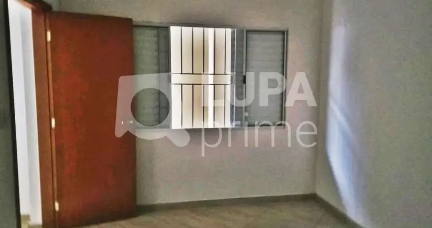 Casa com 2 quartos para alugar na Praça Marcelino Machado, 58, Vila Maria Alta, São Paulo