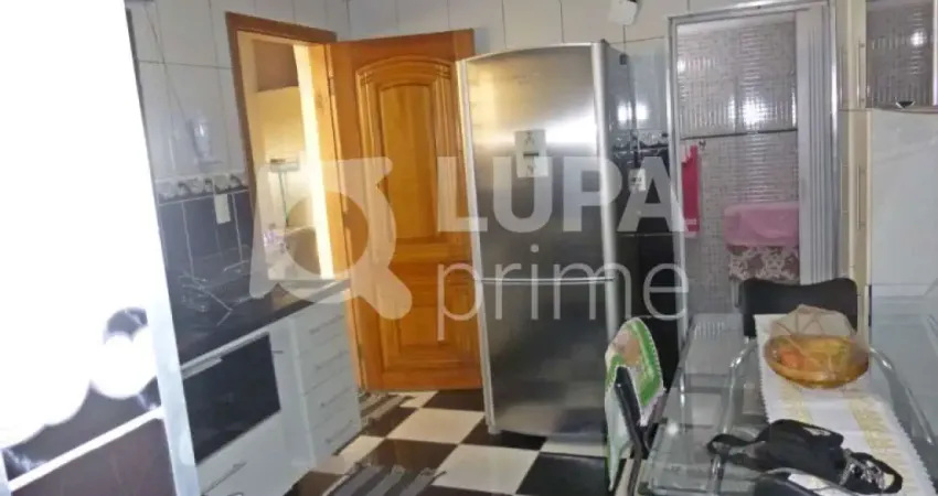 Casa com 8 quartos à venda na Rua Soldado José Vivanco Solano, 65, Parque Novo Mundo, São Paulo