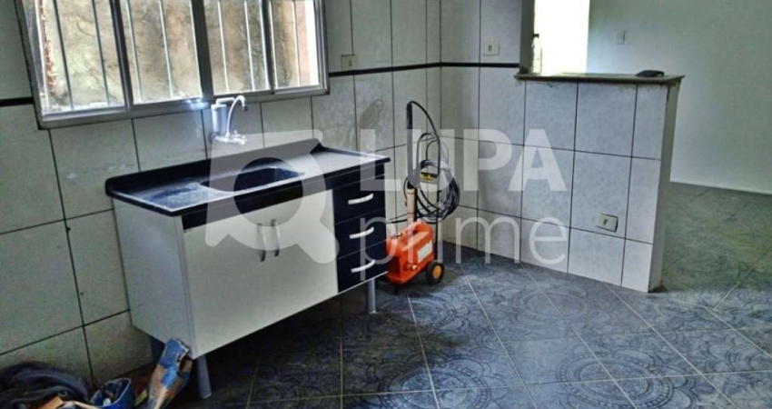 SOBRADO COM 5 QUARTOS E 6 VAGAS DE GARAGEM PARA RENDA, VILA MEDEIROS, SÃO PAULO